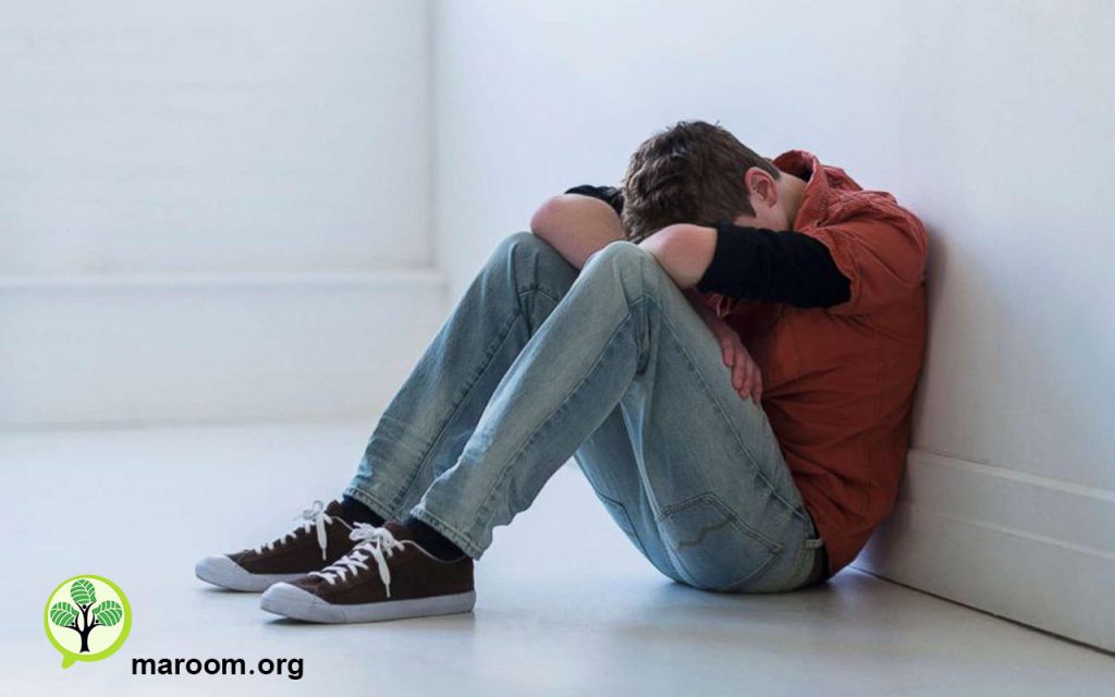 عوامل خطر و دلایل خودکشی در نوجوانان